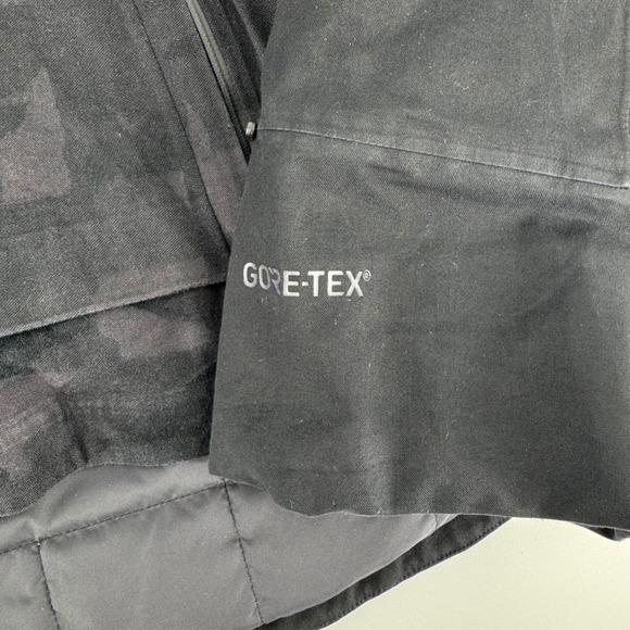 The‎ North Face Women's GTX PrimaLoft Insulated Parka Black Camo Hooded M - Picture 4 of 10